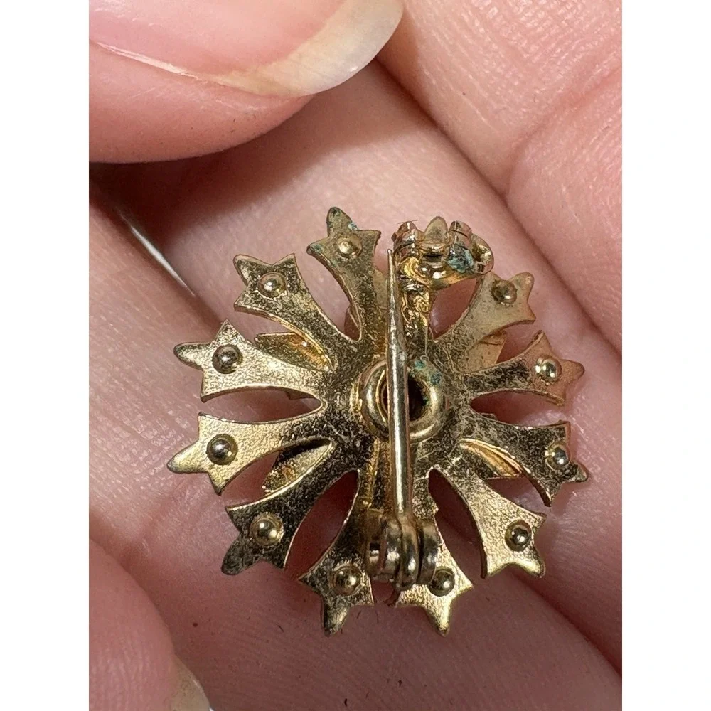Vintage Coro Stardust Green Stone Faux Pearl Crystals Gold Tone Baroque Brooch